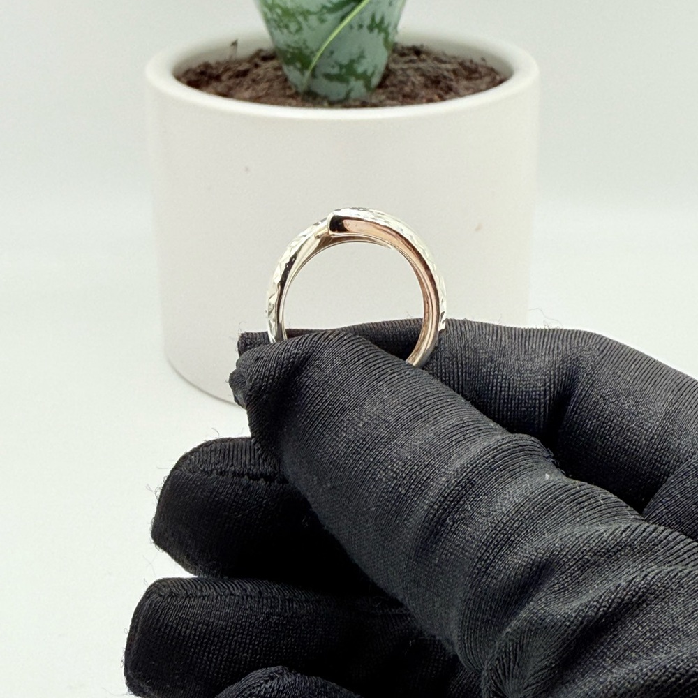 Silver Ring - Picture 2 of 11